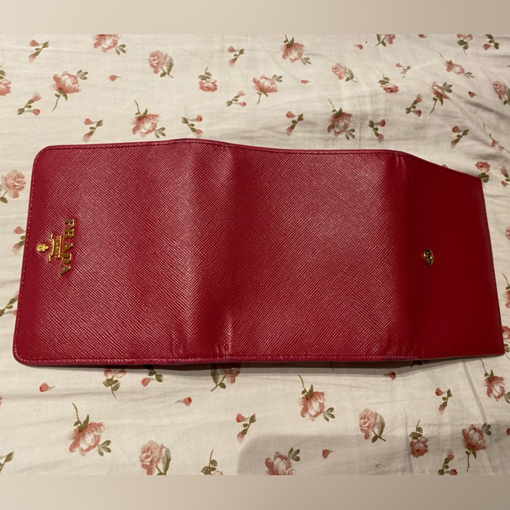 authentic Prada wallet - Picture 3 of 6